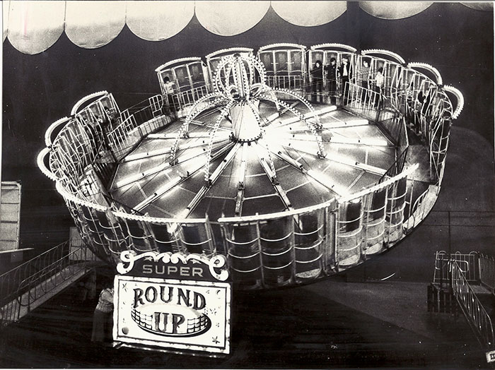 The Round Up ride at Old Chicago Shopping Center & Amusement Park in Bollingbrook, Illinois