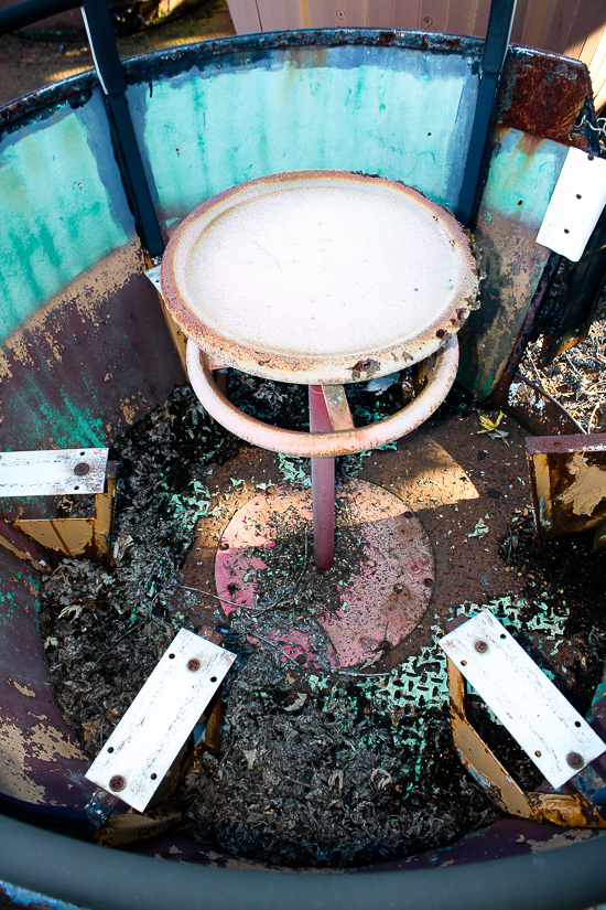 The Long Broken & Abandoned Hannibarrels Ride at Six Flags St. Louis, Eureka, Missouri