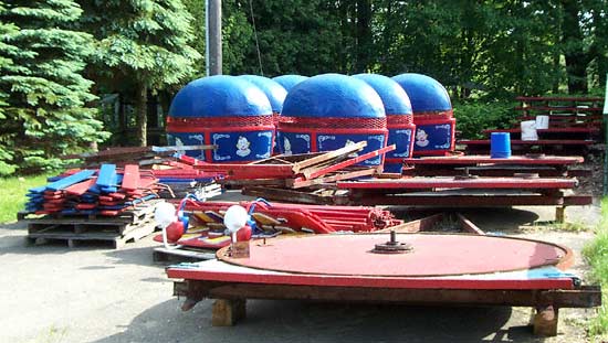 A Tilt-A-Whirl At Conneaut Lake Park, Conneaut Lake Pennsylvania