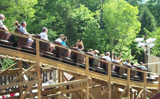 Thunderhead Rollercoaster at Dollywood, Pigeon Forge Tennessee