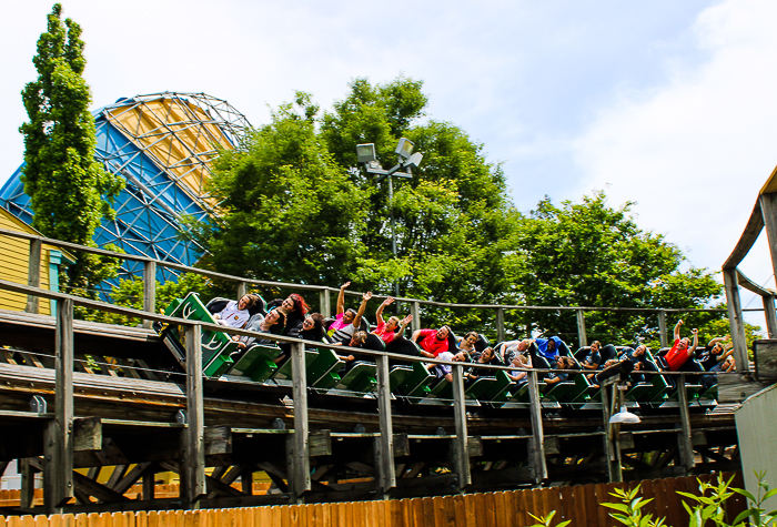 The Wilderness Run Rollercoaster at Kentucky Kingdom Theme Park, Louisville, Kentucky