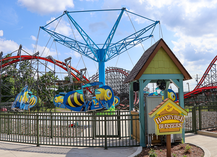  Kentucky Kingdom Theme Park, Louisville, Kentucky