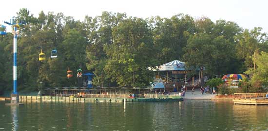 Lake Winnepesaukah Amusement Park, Rossville, Georgia