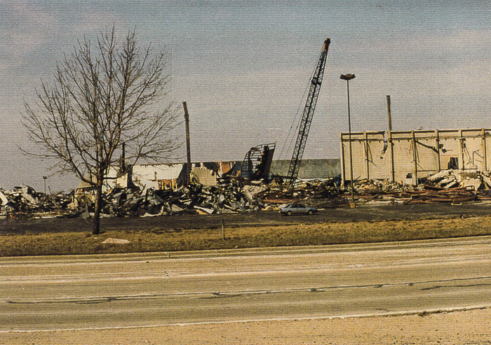 Old Chicago Shopping Center & Amusement Park, Bolingbrook Illinois