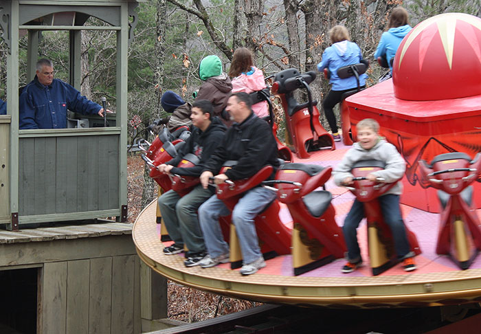 The Electro Spin at Silver Dollar City, Branson, Missouri