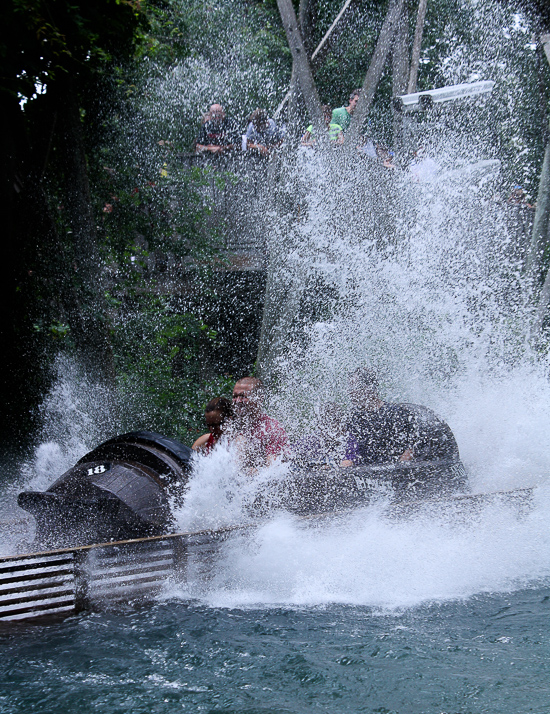 The American Plunge at Silver Dollar City, Branson, Missouri