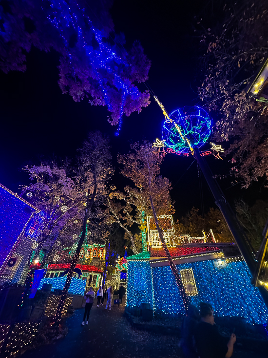 American Coaster Enthusiasts Coaster Christmas 2025 at Silver Dollar City, Branson, Missouriilver Dollar City, Branson, Missouri