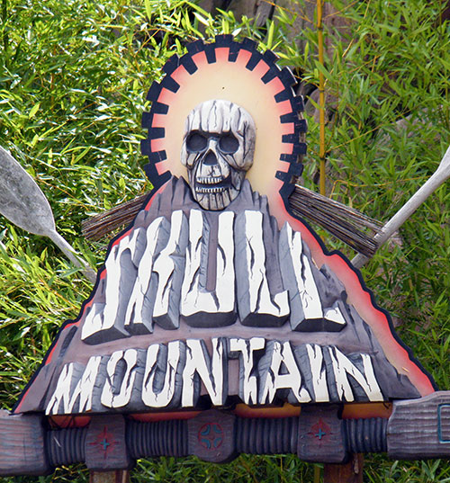 Skull Mountain at Six Flags Great Adventure, Jackson, New Jersey