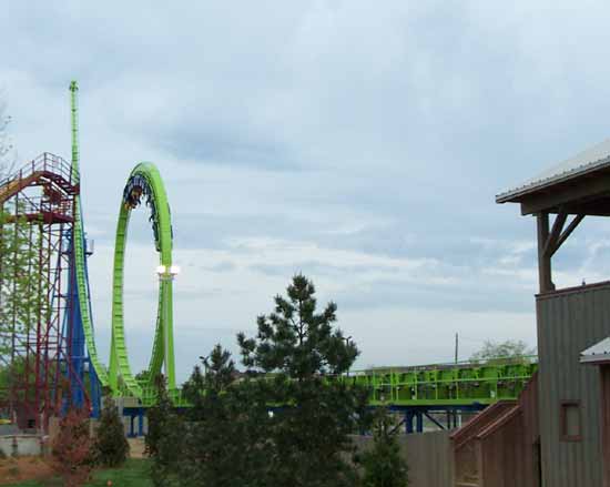 Greezed Lightnin' Getting Launched @ Six Flags Kentucky Kingdom