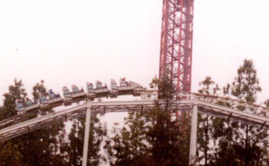 The Revolution @ Six Flags Magic Mountain