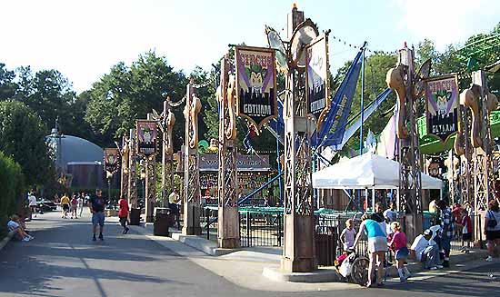 The Gotham Circus @ Six Flags Over Georgia