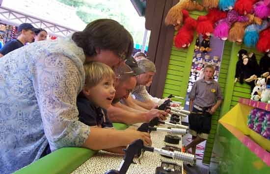 Craig & Bob playing a game @ Six Flags St. Louis