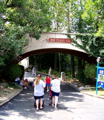 Six Flags St. Louis, Allenton, MO