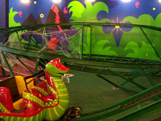 Boa Squeeze Rollercoaster At Wonderpark, Cincinnatti Mills Mall, Cincinnatti, Ohio